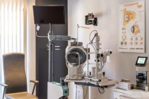 LAKIDIS_KLINIKI_OFTHALMIATROI_0009